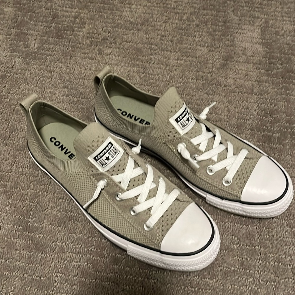 NWOT - Green Converse slip on. Size 9